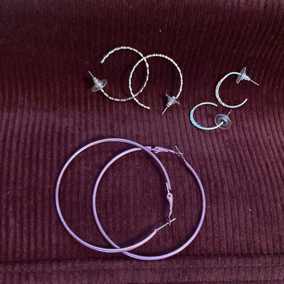 Set of 3 hoops - 1 pink & 2 silver - Picture 2 of 9